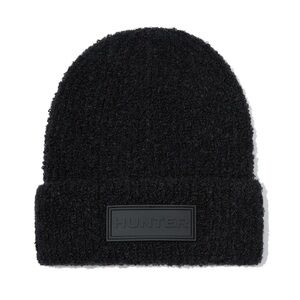 🆕 Hunter Tonal Patch Beanie in Solid Black